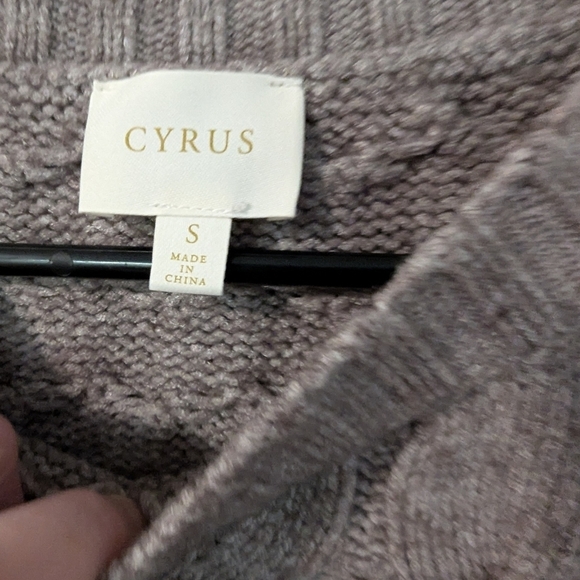 Cyrus ,Light Brown Crew Neck Cable Knit Sweater,Size S - Picture 3 of 4